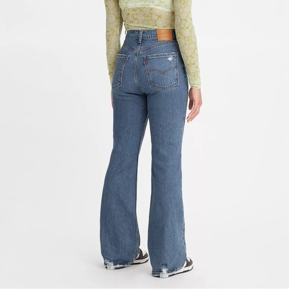 Levi’s 70’s High Rise Flare Jeans - Picture 4 of 12
